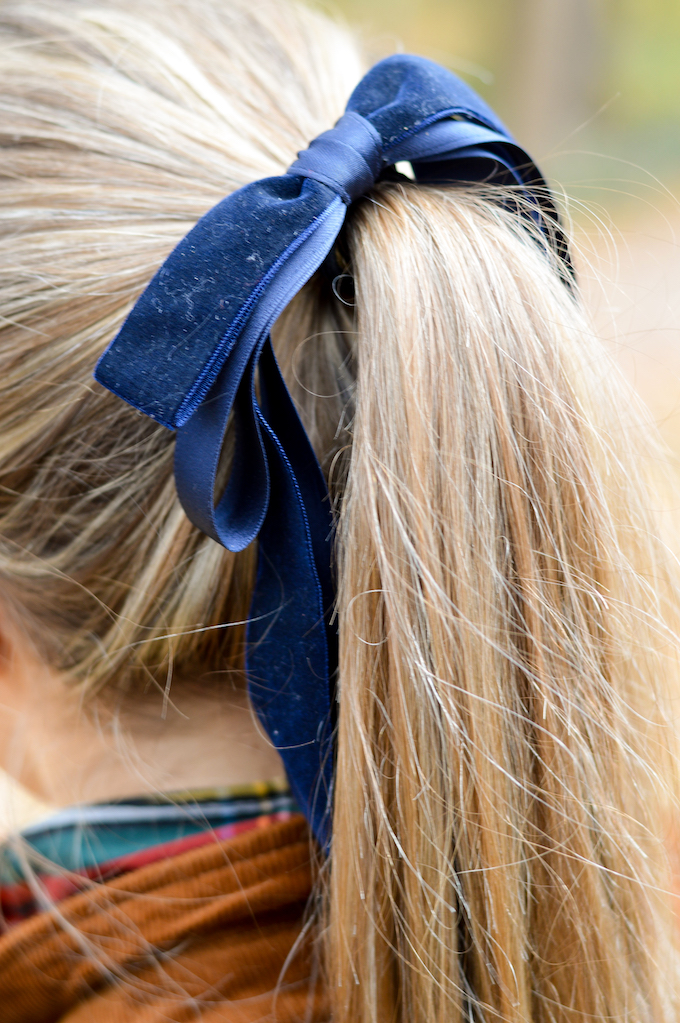 velvet-ponytail-holder