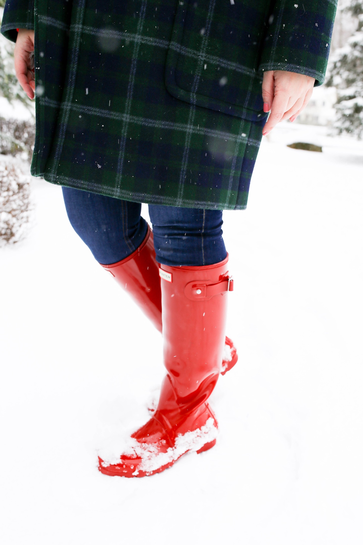 red-hunter-boots