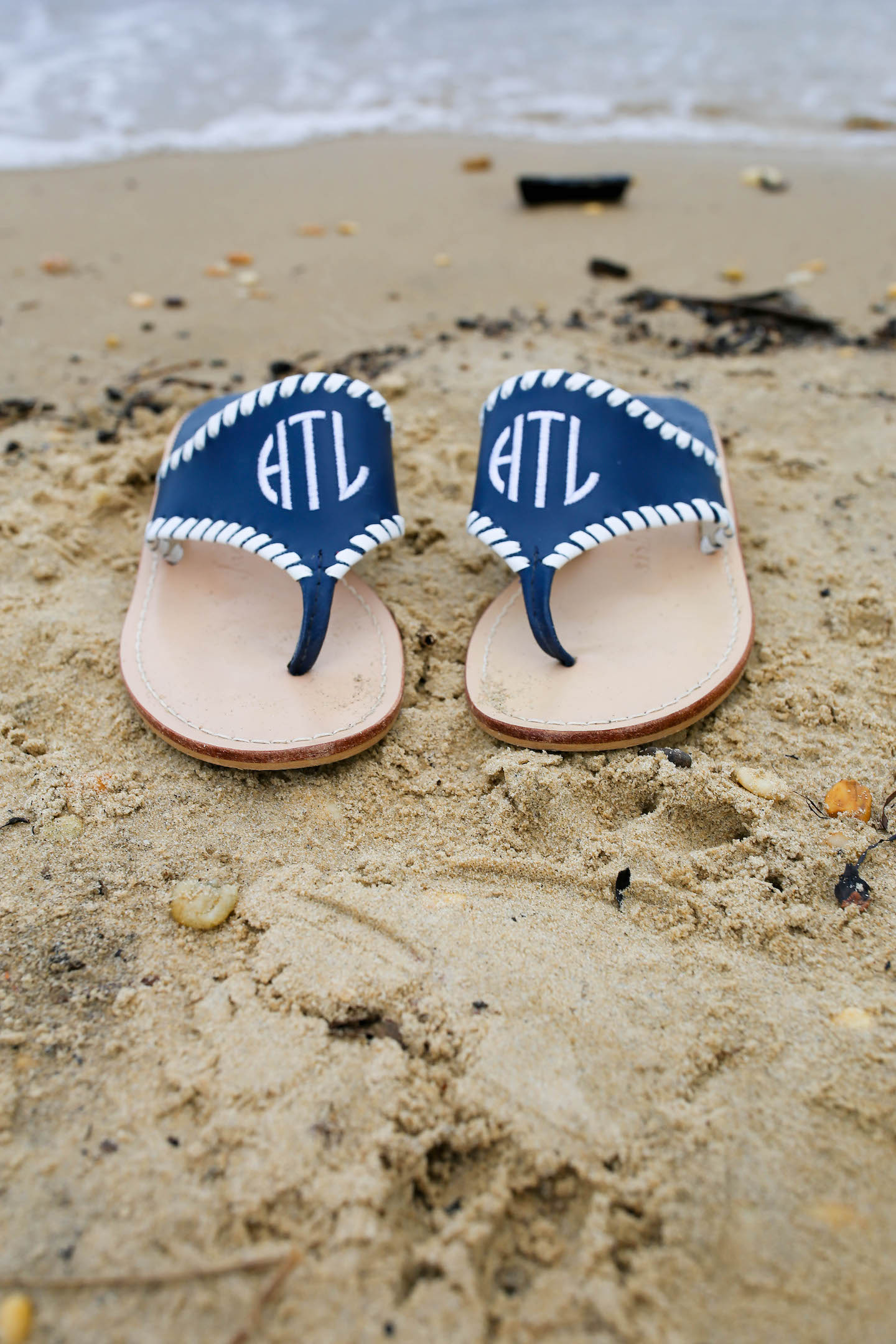 jack-rogers-circle-monogram